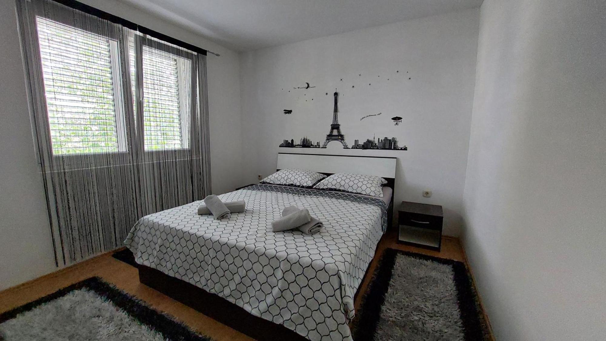 Apartment Zana Pirovac Exterior photo